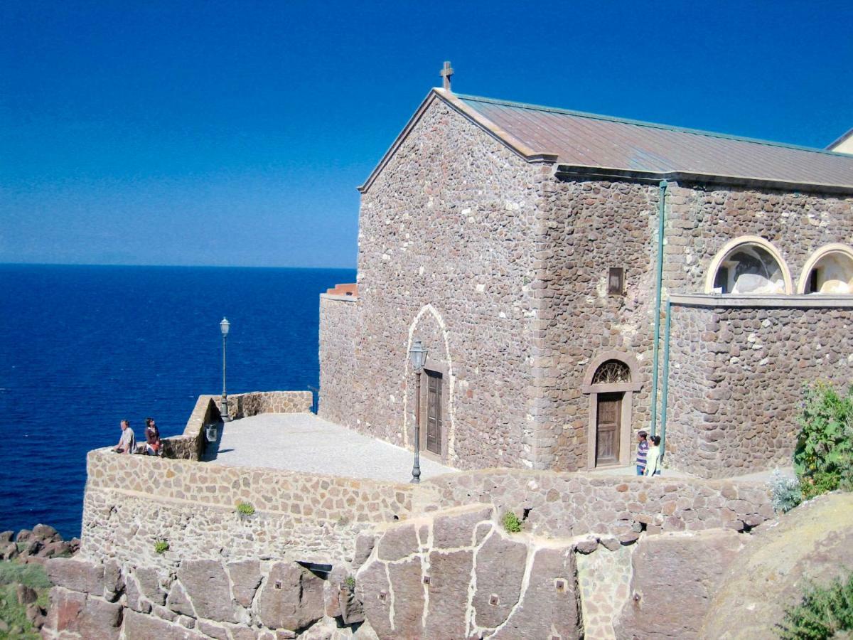 Apartament Lucia 150Mt From Beach Castelsardo Kültér fotó